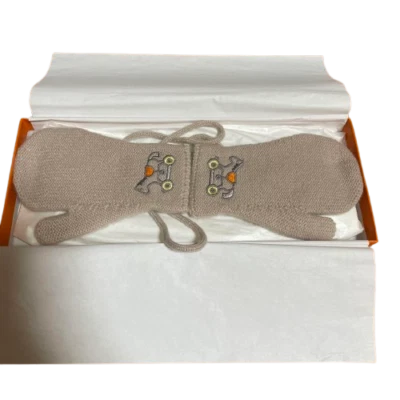 Guantes Mitones Bebé Hermes 100% Cachemira Color Beige Niños Moda Ropa con Caja Foto 1 de 4
