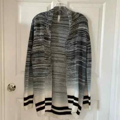 RVCA grey striped cardigan size L - Image 1 of 2