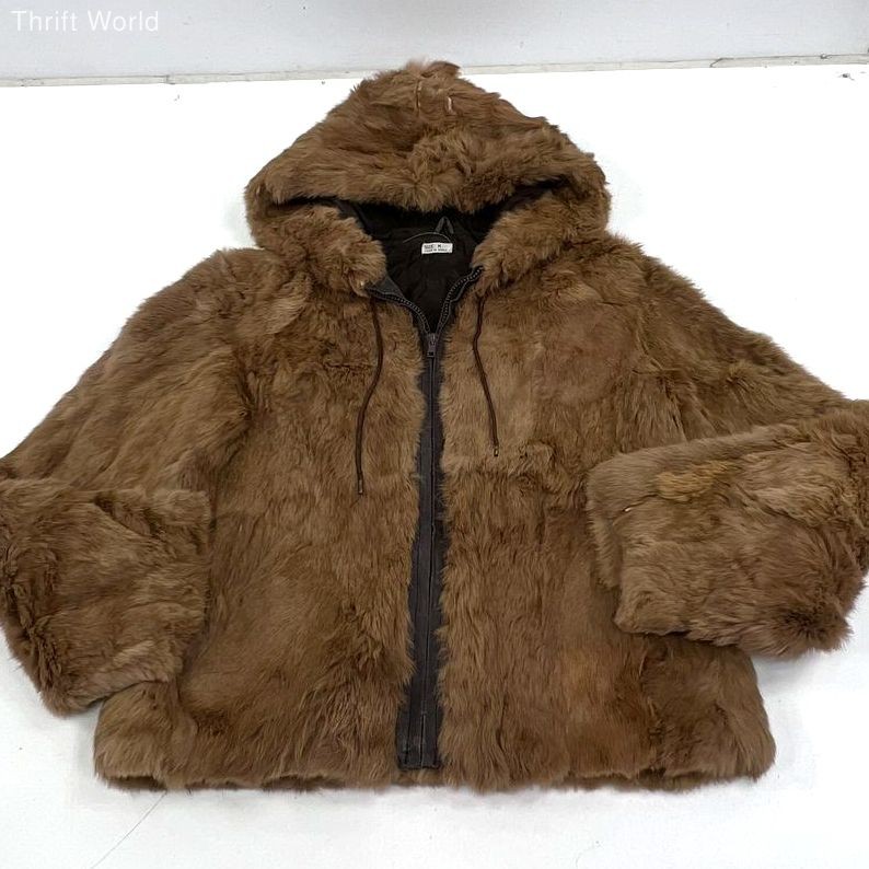 Fur 1980s Vintage Coats, Jackets & Vests for Women for sale