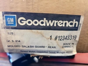Vintage General Motors splash guards Chevrolet Beretta 1 pair mud flaps (C08) - Picture 1 of 11