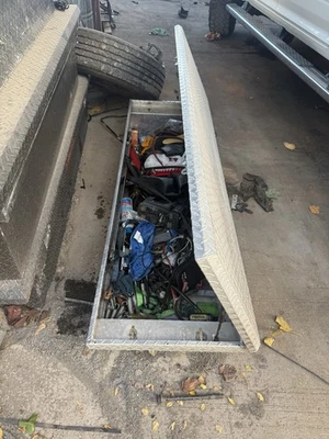 Sword 011 Crossbed Toolbox Silver for F250 Pickup Trucks 1/50 Scale - Image 1 of 4