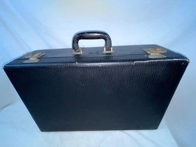 VTG 30S 40S MENS BLACK TRAVEL TRAIN CARRY ON HARD SHELL SUITCASE LUGGAGE - Image 1 of 4