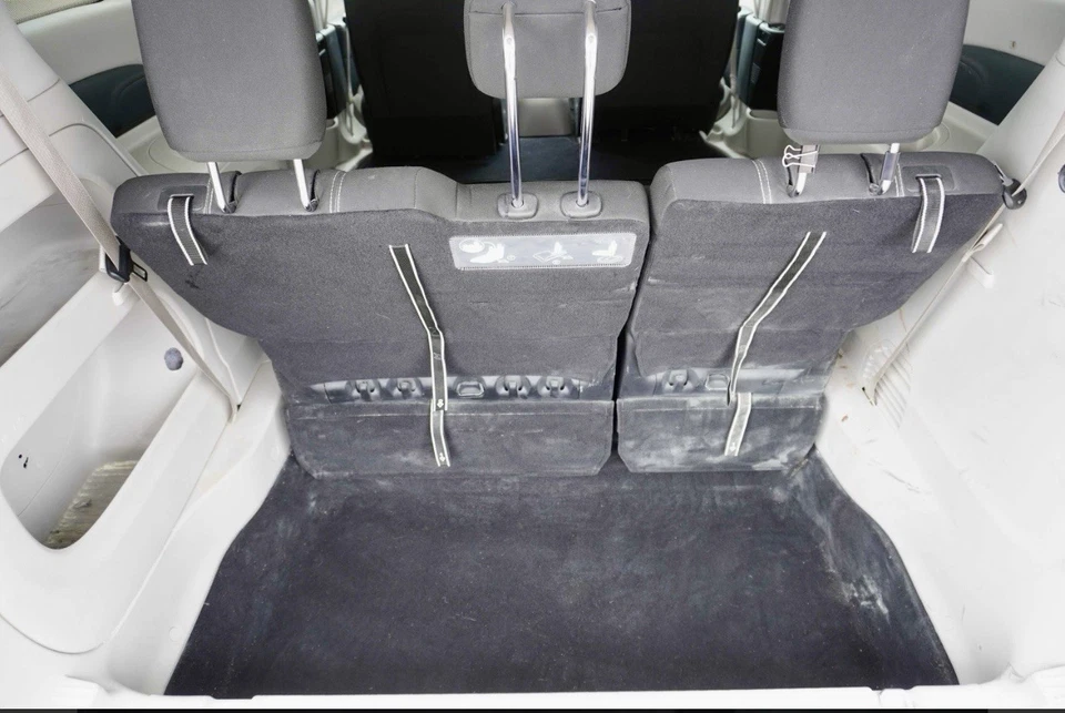2020 Chrysler Voyager Minivan Cloth Driver Passenger Rear Seats. - Image 1 of 3