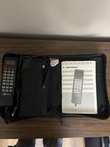 Téléphone sacoche vintage Motorola SCN2500A - testé et s'allume - Photo 1 sur 6