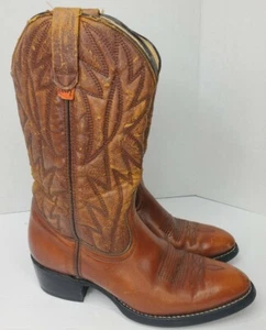 VINTAGE MENS LEVIS COWBOY BOOTS BROWN  DISTRESSED SIZE 8-1/2 M ORANGE TAB - Picture 1 of 12