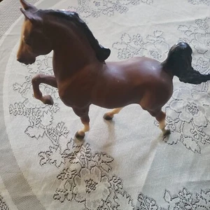 BREYER HORSE ,USA, #52 COMMANDER FIVE GAITER SADDLEBRED LIGHT SORREL 63-79 - Picture 1 of 10