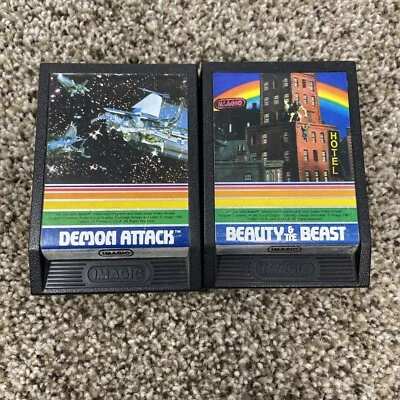 LOTE DE 2 Intellivision La Bella y la Bestia, Ataque Demonio Trabajo Probado Foto 1 de 3
