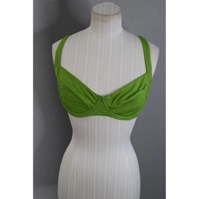 TRAJE DE BAÑO DE LUNES Top de Bikini Verde Soporte con Aros en V Correas Ajustables Foto 1 de 4