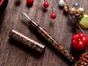 Pluma Estilográfica Wancher Sekai Tsugaru-Nuri Material Madera Preciosa Natural Ro-Age - Imagen 1 de 7