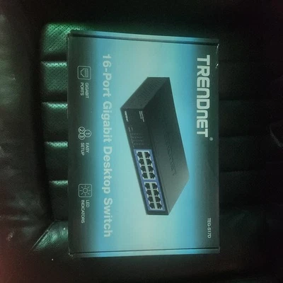 TRENDnet 16-Port Gigabit Desktop Switch, TEG-S17D, 16 x Gigabit RJ-45 Ports, - Image 1 of 3