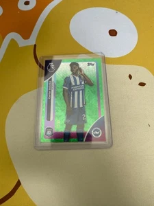 TOPPS PREMIER LEAGUE 2026 - CARLOS BALEBA GREEN DIAMOND /99 - Picture 1 of 2