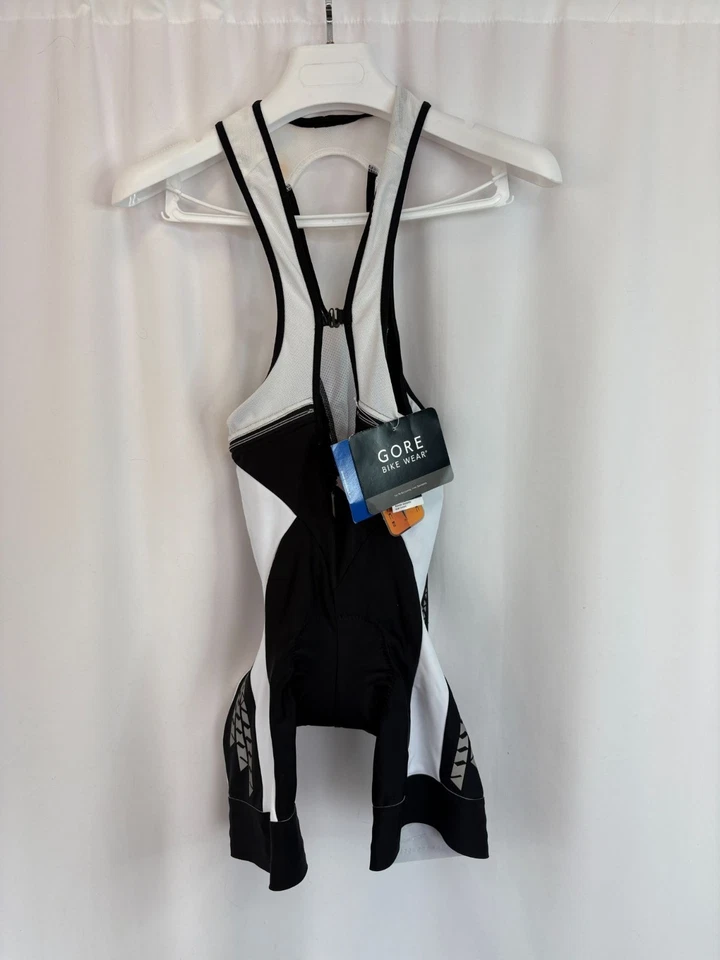 Nuevas mallas cortas Gore Bike Wear Xenon 2.0 para dama talla M Foto 1 de 4