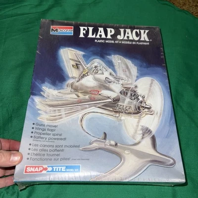 Flap Jack Modelo Avión 1989 Monograma Mattel Snap Tite Modelo Kit #1143 NUEVO En CAJA Foto 1 de 4