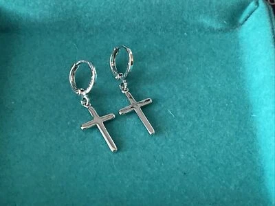 Bonitos Nuevos Pendientes Colgantes Mini Aro Redondos con Dije de Cruz Lleno de Oro Blanco Foto 1 de 3