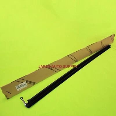 GENUINO LEXUS 02-10 SC430 PUERTA PASAJERO TIRA CLIMÁTICA CINTURÓN MOLDEADO 75711-24071 Foto 1 de 2