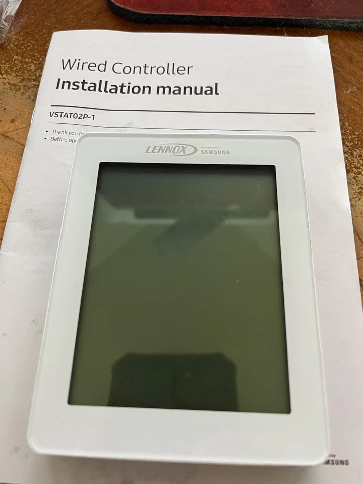 VSTAT02P-1 Lennox Wandhalterung Mini-Split kabelgebunden Controller (neu ohne Verpackung) - Bild 1 von 1