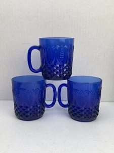 Vintage Arcoroc France Royal Sapphire Glass Cup Leaf Diamond Cut Lot of 3 - Picture 1 of 9
