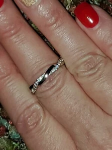  diamonique intertwined stackable ring. Size 8. - Picture 1 of 2