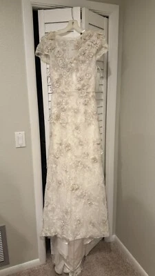 Unworn Wedding Dress size 6 - Image 1 of 3