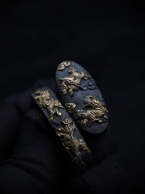 Padrão Kirin japonês Fuchi & Kashira para Wakkiashi Edo período antigo B030 - Imagem 1 de 4