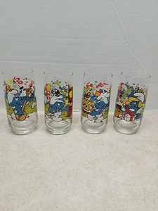 Bicchieri Puffo Vintage 1983, 4 dei 6 - Foto 1 di 5