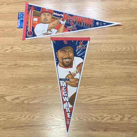 Lot (2) 1998 Mark McGwire St. Louis Cardinals pennant 62 HR Record Breaking 70HR Cover