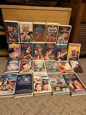 Disney VHS Tapes, Black diamond, Gold, masterpiece Collection 22 Total. - Image 1 of 4