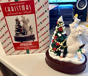 Vintage Lloyd Christmas Around the World Coca-Cola Polar Bears Tree Trim Musical - Picture 1 of 3