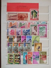GUINEA REPUBBLICA COLLEZIONE DI OLTRE 190 FRANCOBOLLI NUOVI E USATI