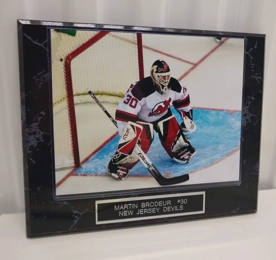 Placa de mármol negro Martin Brodeur-Devils-10 1/2 X 13 con foto de 8x10 Foto 1 de 2