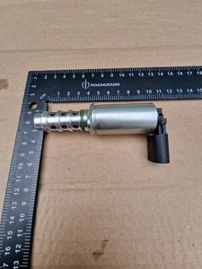 CAMSHAFT VARIABLE SOLENOID VVT AUDI A3 S3 A4 TT 2.0 TFSI R 06F109257C 06F109257A - Picture 1 of 7