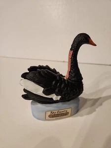 Vintage Ski Country Australian Black Swan Mini Decanter 2 Oz Empty - Picture 1 of 9