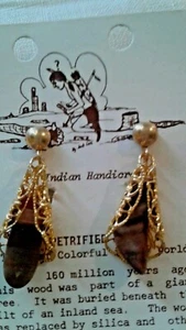 Ohrringe aus versteinertem Holz 60er Jahre. Vintage Clip Ons. Indianer Handarbeit  - Bild 1 von 5