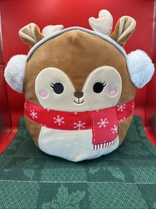 Squishmallows Darla el Reno con Copos de Nieve Rojos Bufanda 12”. Nuevo sin etiquetas - Imagen 1 de 5