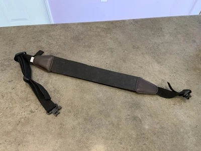 Eslinga para rifle Winchester de cuero de nailon? Negro Foto 1 de 4