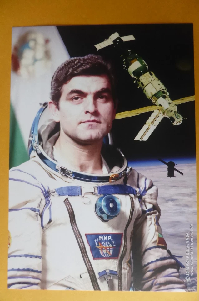 Raumfahrer-Autogrammkarte  A5, A.Alexandrow (Bulgarien) Sojus TM-5 , (blanco) , - Bild 1 von 1