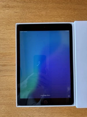 Apple iPad 7. Gen. 32GB, WLAN , 25,91 cm (10,2 Zoll) - Space Grau - Top Zustand - Bild 1 von 4