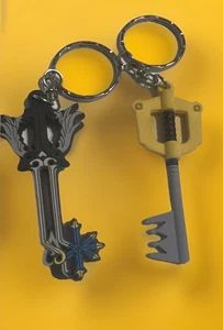 Lotto 2 Portachiavi Disney's Kingdom Hearts Keyblade Kingdom Key & Oblivion - Foto 1 di 2