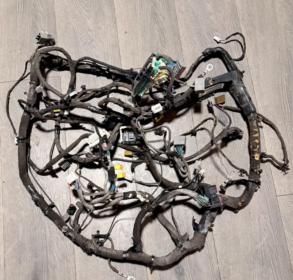 ✅ 2013 RAM 1500 PANEL DE INSTRUMENTOS TABLERO CABLEADO ARNÉS DE CABLES TABLERO Mopar OEM Foto 1 de 2