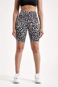 Nike Girls Bike Shorts Size Small - Picture 1 of 7