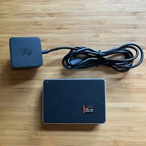 Raspberry Pi 4 Model B 2GB with Case and SanDisk 32GB MicroSD Card - Afbeelding 1 van 6