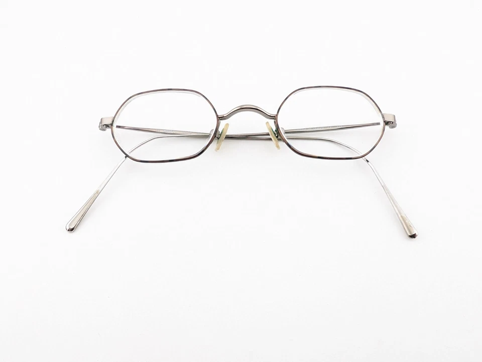 Gafas DKNY, solo monturas, 6570 215 plateadas, 42-22-145, metal, Japón Foto 1 de 4