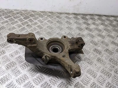 Alfa Romeo Mito Lusso Mk1 escotilla 3 puertas 2009-2011 buje 1,4 (n/s pasajero delantero) Foto 1 de 4