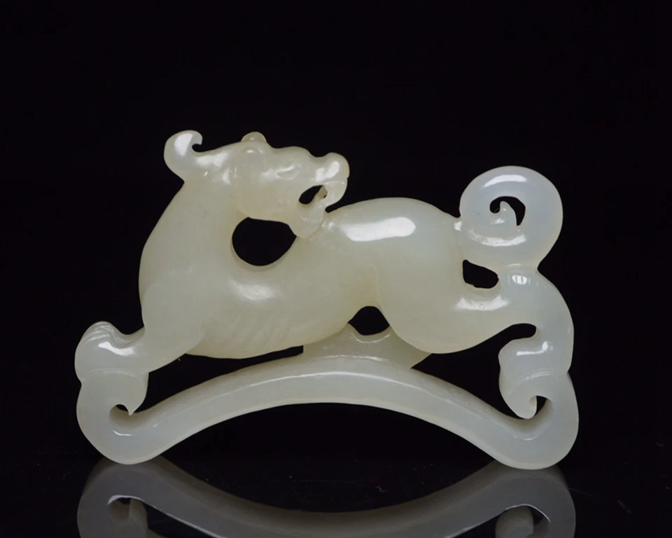 Certified Natural Hetian Jade Hand-carved Exquisite Dragon Statue120117 - Image 1 of 4
