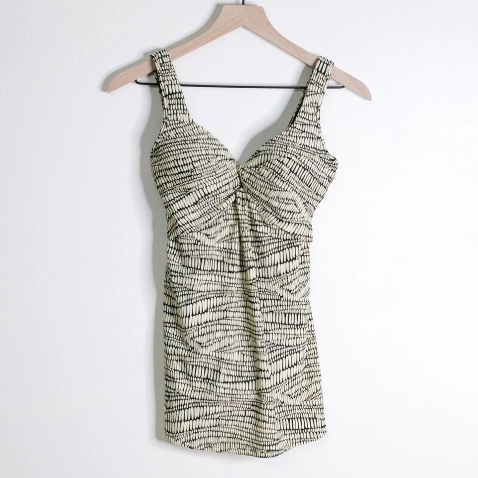 Shore Shapes Women’s Skirted One Piece Swimsuit 8 Black Flattering Bathing Suit - Image 1 of 4