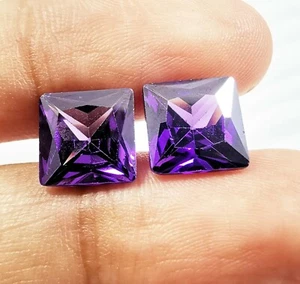 12.80 Ct Pair violet Zircon Princess Cut Loose Gemstones 8.95x8.95x5.15 MM - Picture 1 of 6