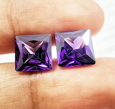 12.80 Ct Pair violet Zircon Princess Cut Loose Gemstones 8.95x8.95x5.15 MM - Image 1 of 4