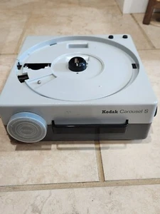 RARE Kodak Carousel S Slide Projector Germany Version with Remote TESTED - Picture 1 of 16