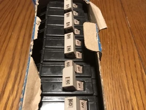 Eaton CH260 5er Pack 60Amp 240VAC 2-poliger Leitungsschutzschalter - Bild 1 von 4