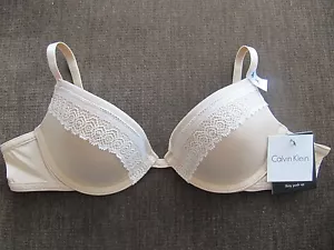 Nuevo con etiquetas Calvin Klein F3263 ""Sexy Signature"" Push Up, Plunge, Sujetador de Encaje, Beige, 34D - Imagen 1 de 5